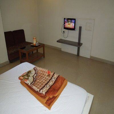 Hotel Trimurty, Raipur 5